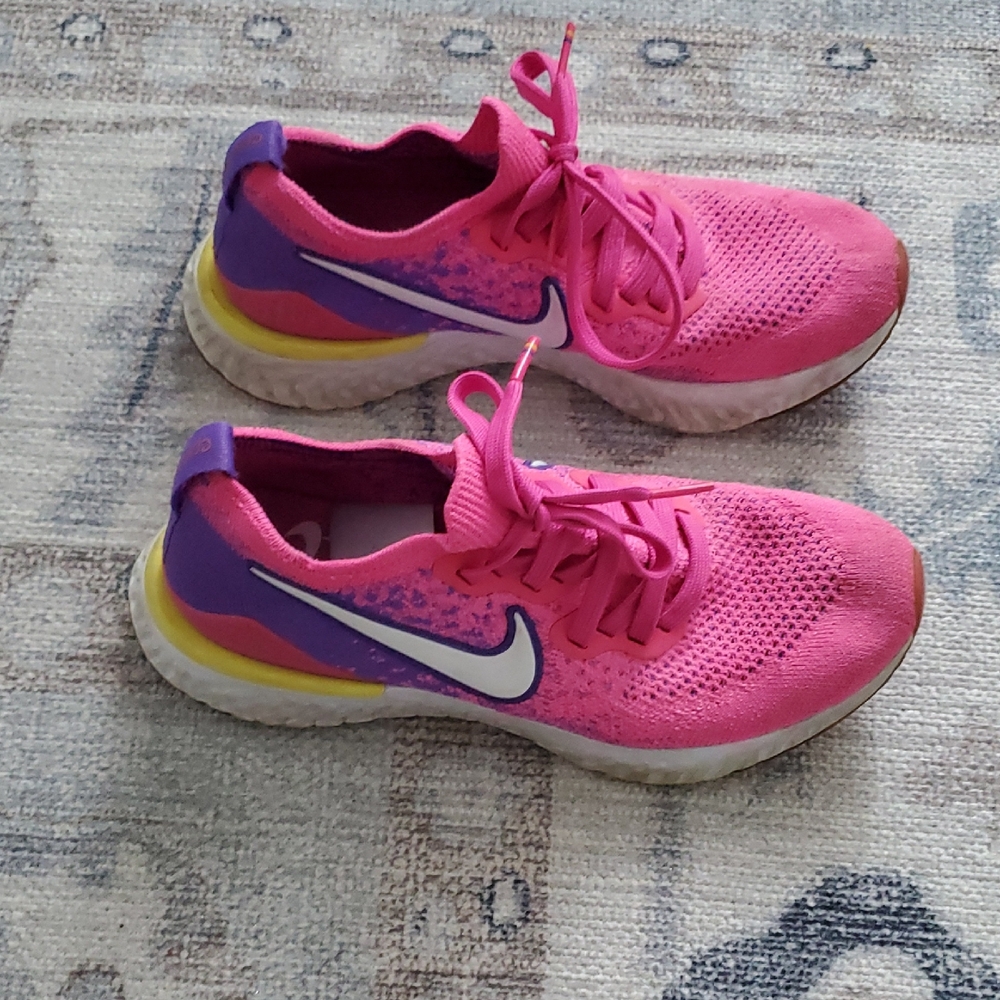 Nike Women's Sneakers Pink Epic React Flyknit 2 "Laser Fuchsia" Shoes Sz7.5